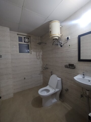 Bathroom in 2 BHK Builder Floor at Gupta Awas, Sector 43 – for Rent