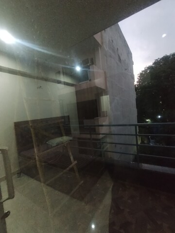 Kitchen in 2 BHK Builder Floor at Gupta Awas, Sector 43 – for Rent