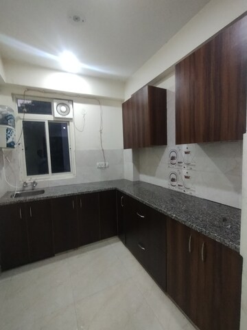 Furnished Amenities in 2 BHK Builder Floor at Gupta Awas, Sector 43 – for Rent