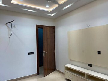 Room in 3 BHK Apartment at M3M Golf Hills, Sector 79 – for Sale