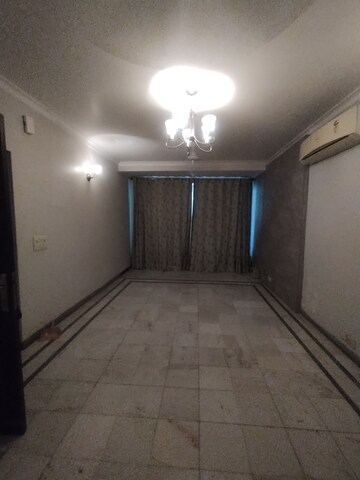 2.5 BHK Independent House For Rent in Ansal Sushant Lok I, Sector 43