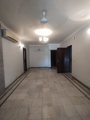 Furnished Amenities in 2.5 BHK Independent House at Ansal Sushant Lok I, Sector 43 – for Rent