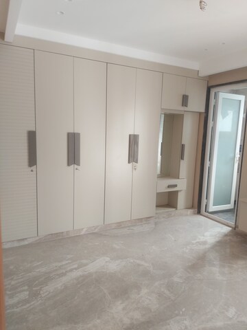 Furnished Amenities in 3 BHK Apartment at Shapoorji Pallonji Joyville Gurgaon, Sector 102 – for Rent