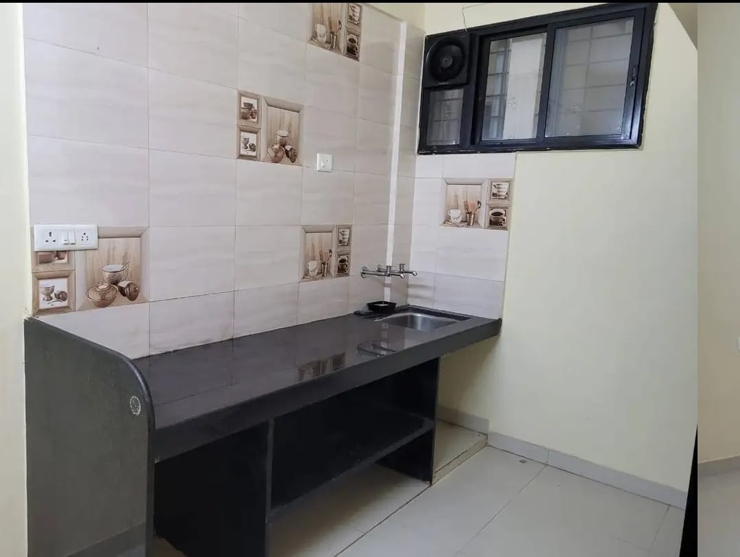 1 BHK + Pooja Room Independent House For Rent in Omkar Niwas Building 