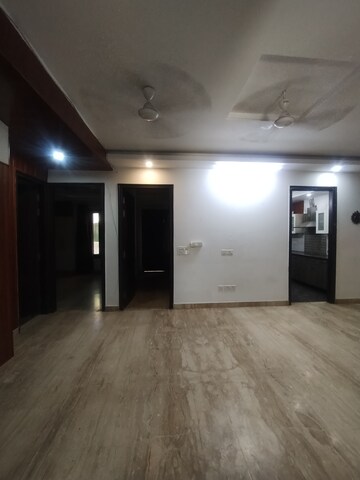 Staircase in 2 BHK Builder Floor at Ansal Sushant Apartments, Sushant Lok I – for Rent