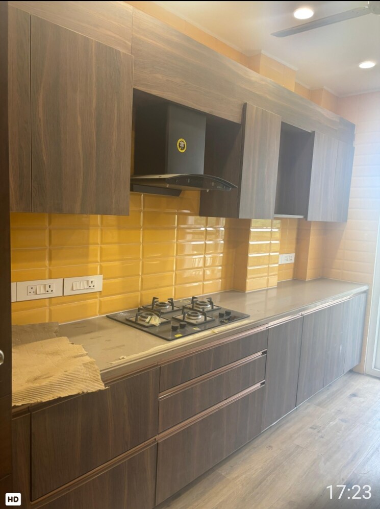 Kitchen, palam vihar 4 Bedroom 3000 Sq.Ft. Builder Floor In Palam Vihar Gurgaon 8839881