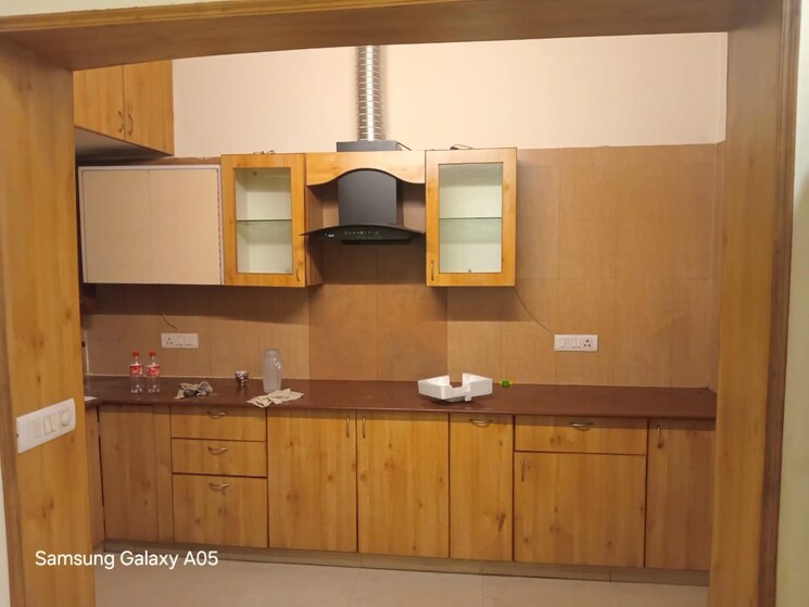 Kitchen, greater kailash part 3 3 Bedroom 1850 Sq.Ft. Builder Floor In Greater Kailash Part 3 Delhi 8839884