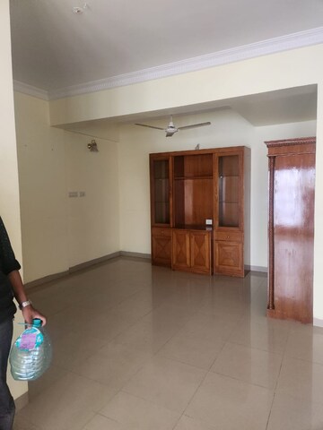 Room in 3 BHK Apartment at Langford Court, Langford Town – for Rent