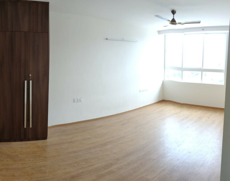 Room, mantri-manyata-lithos 3 Bedroom 1740 Sq.Ft. Apartment In Thanisandra Bangalore 8839880