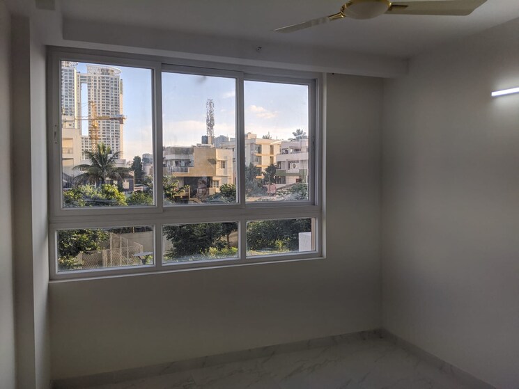 Room, mantri-manyata-lithos 3 Bedroom 1740 Sq.Ft. Apartment In Thanisandra Bangalore 8839880