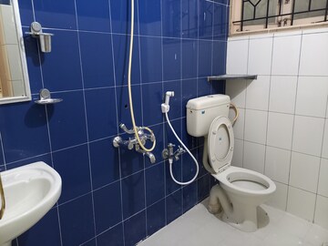 Attached Bathroom in 2 BHK Independent House at Jp Nagar Phase 8 – for Rent