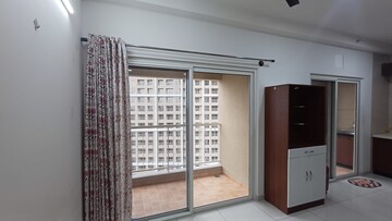 Room in 2 BHK Apartment at Sobha Dream Gardens, Thanisandra Main Road – for Rent