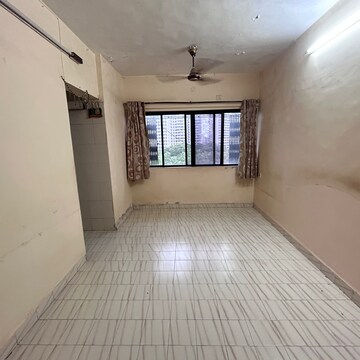 Room in 1 BHK Apartment at Pawapuri CHS, Ashok Nagar – for Rent