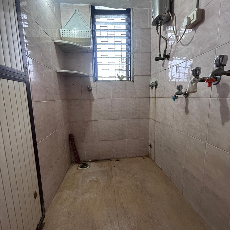Bathroom, pawapuri-chs 1 Bedroom 450 Sq.Ft. Apartment In Ashok Nagar Mumbai 8839944