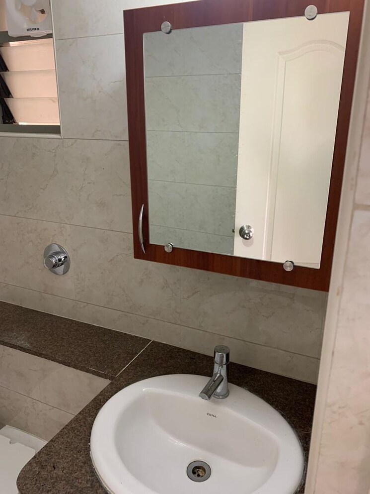 Bathroom, goyal-and-co-orchid-greens 3 Bedroom 1446 Sq.Ft. Apartment In Kannur Bangalore 8839945