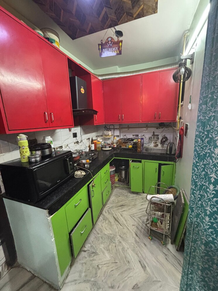 Kitchen, dwarka mor 2.5 Bedroom 810 Sq.Ft. Builder Floor In Dwarka Mor Delhi 8839961