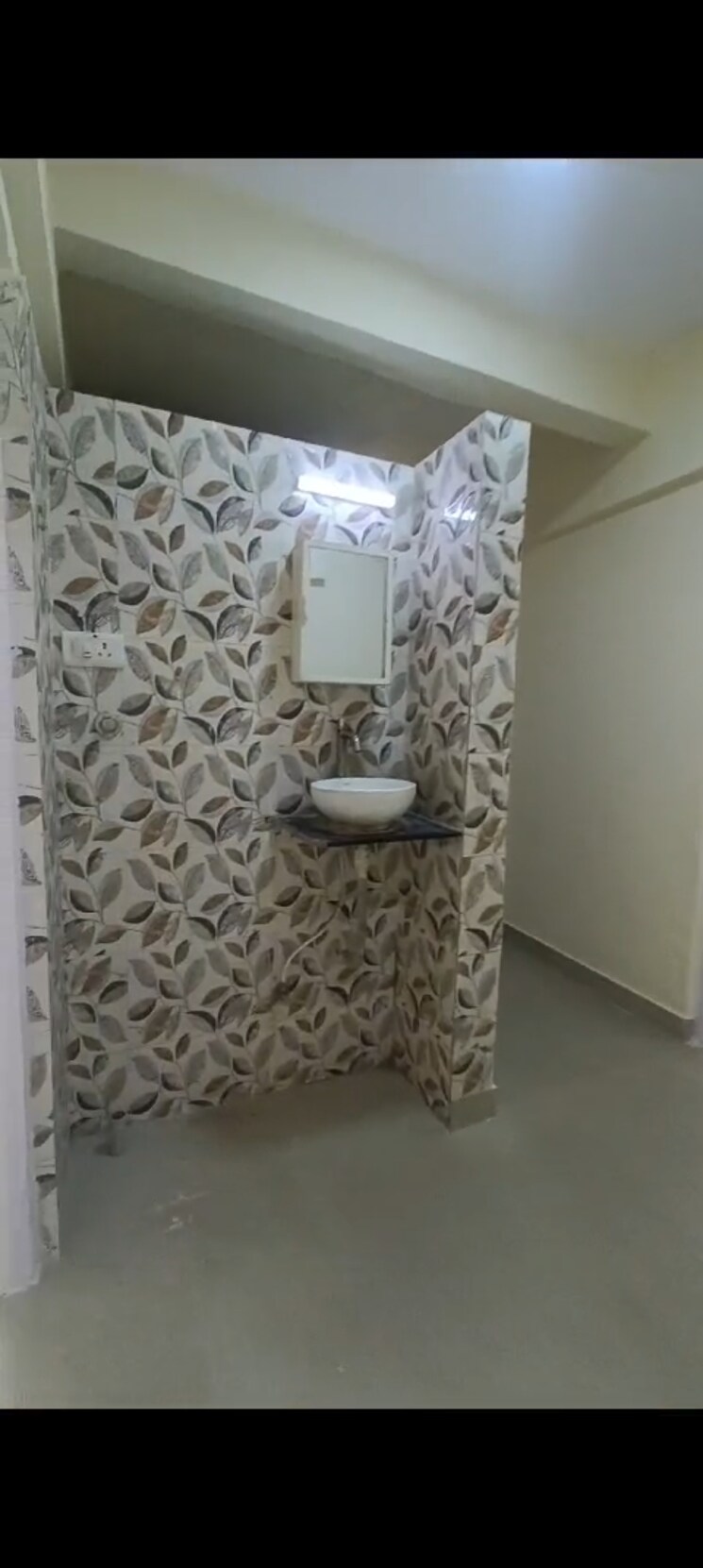 Bathroom, devashish-chs 2 Bedroom 700 Sq.Ft. Apartment In Vakola Mumbai 8839980