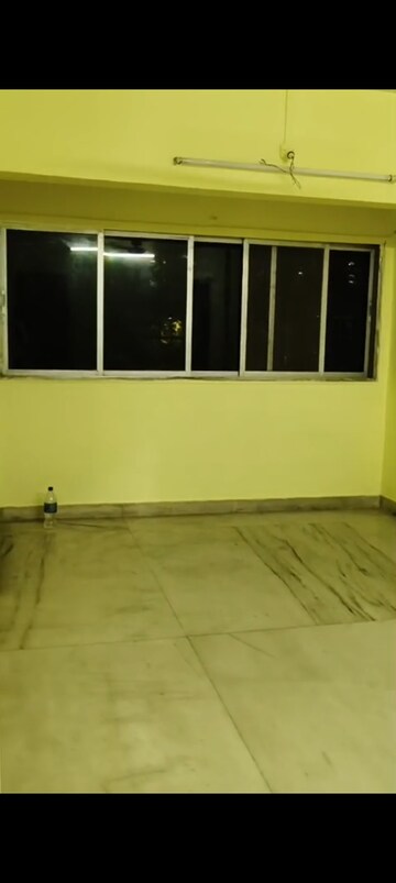 Room in 2 BHK Apartment at Happy House, Vakola – for Rent