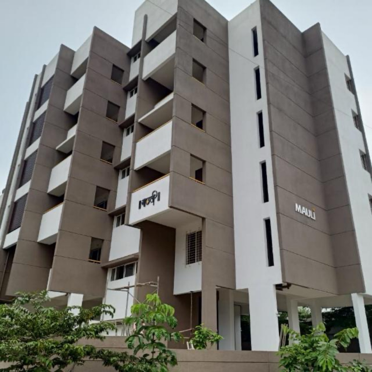 2 BHK Apartment For Sale in Mauli Apartment