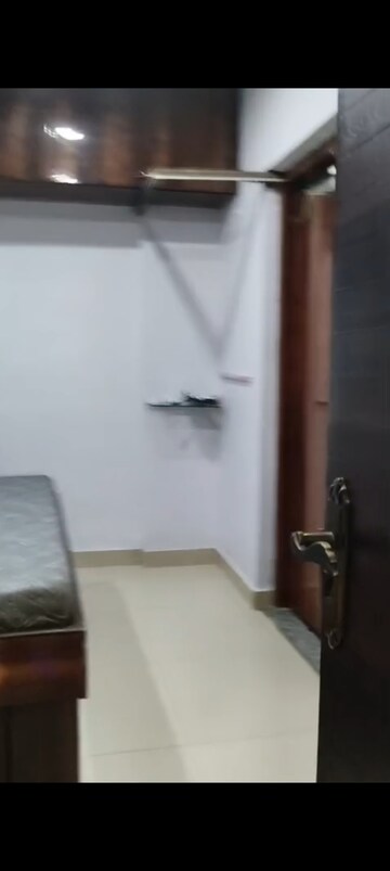 Furnished Amenities in 1 BHK Apartment at Nikita Apartments Vakola, Vakola – for Rent
