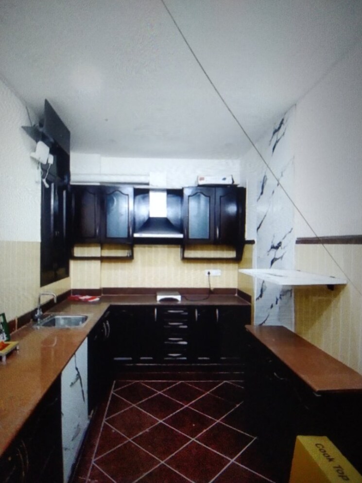 Kitchen, florence-nightingale-lane 3 Bedroom 2000 Sq.Ft. Builder Floor In Green Park Delhi 8833568