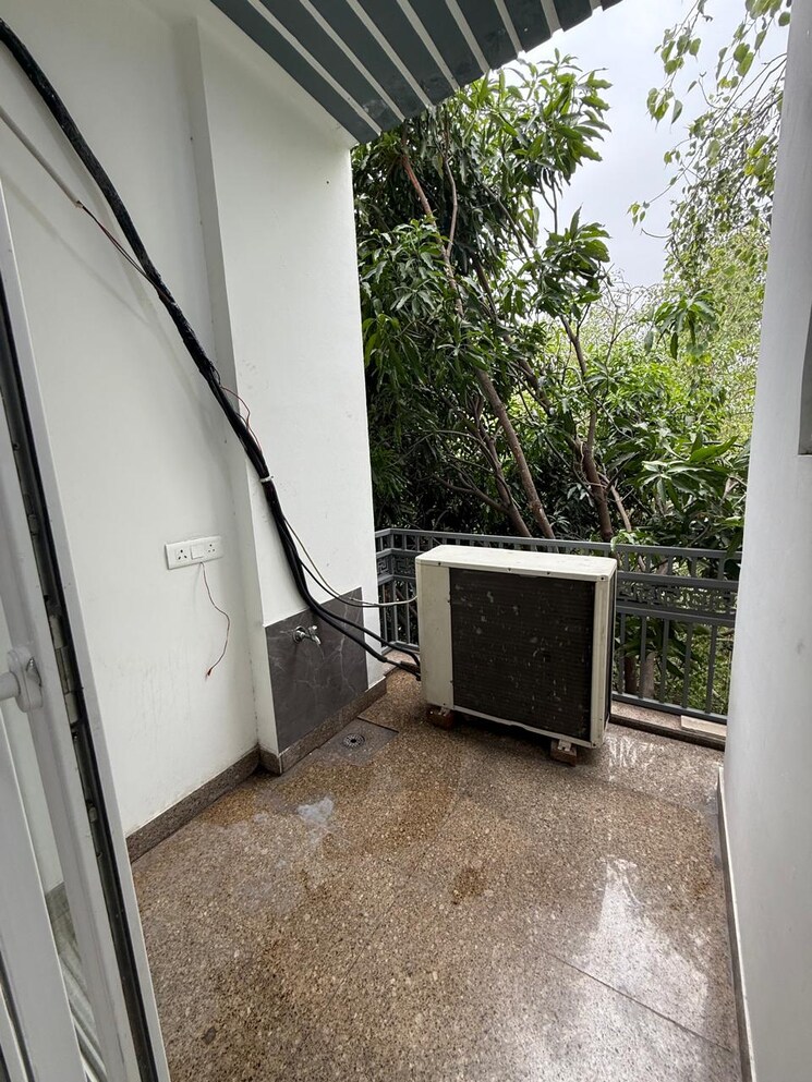 Balcony, kalkaji 2 Bedroom 1200 Sq.Ft. Builder Floor In Kalkaji Delhi 8840093