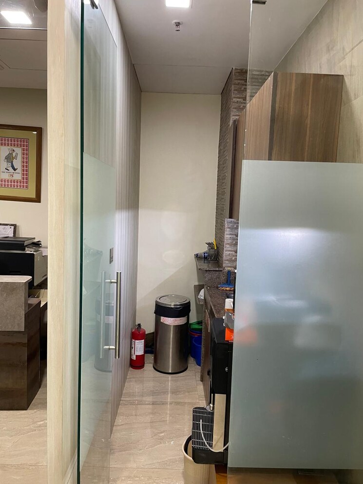 Common Area, omkar-the-summit-business-bay Commercial Office Space 600 Sq.Ft. In Andheri East Mumbai 8840102