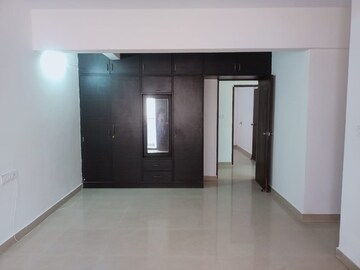 Room in 2 BHK Apartment at Hsr Layout – for Rent