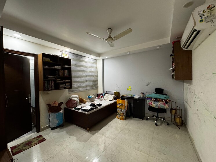 Living Room, ss-100 4 Bedroom 3000 Sq.Ft. Builder Floor In Sector 49 Gurgaon 8840099