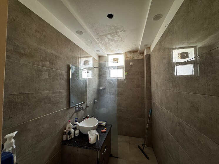 Bathroom, ss-100 4 Bedroom 3000 Sq.Ft. Builder Floor In Sector 49 Gurgaon 8840099
