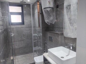 Bathroom in 3 BHK Builder Floor at Safdarjung Enclave – for Rent