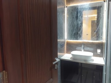 Bathroom in 3 BHK Builder Floor at Safdarjung Enclave – for Rent