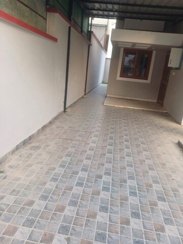Balcony in 3 BHK Independent House at JakhaN-Rajpur Road – for Rent