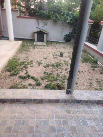 Balcony in 3 BHK Independent House at JakhaN-Rajpur Road – for Rent