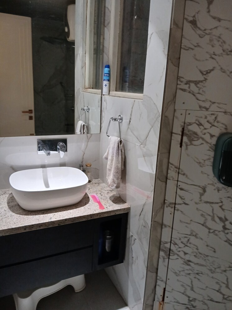 Master Bedroom, golden-floors 3 Bedroom 3500 Sq.Ft. Builder Floor In Sector 50 Gurgaon 8840116