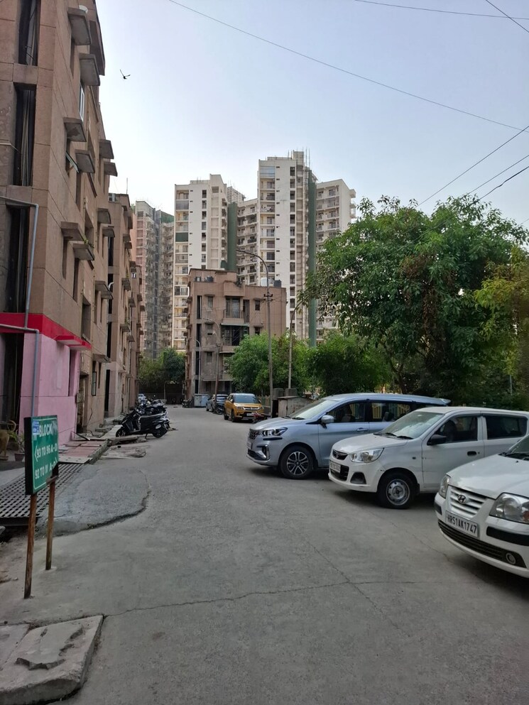 Exterior View, sunshine-apartment 1 RK 555 Sq.Ft. Apartment In Sector 99 Noida 8840123