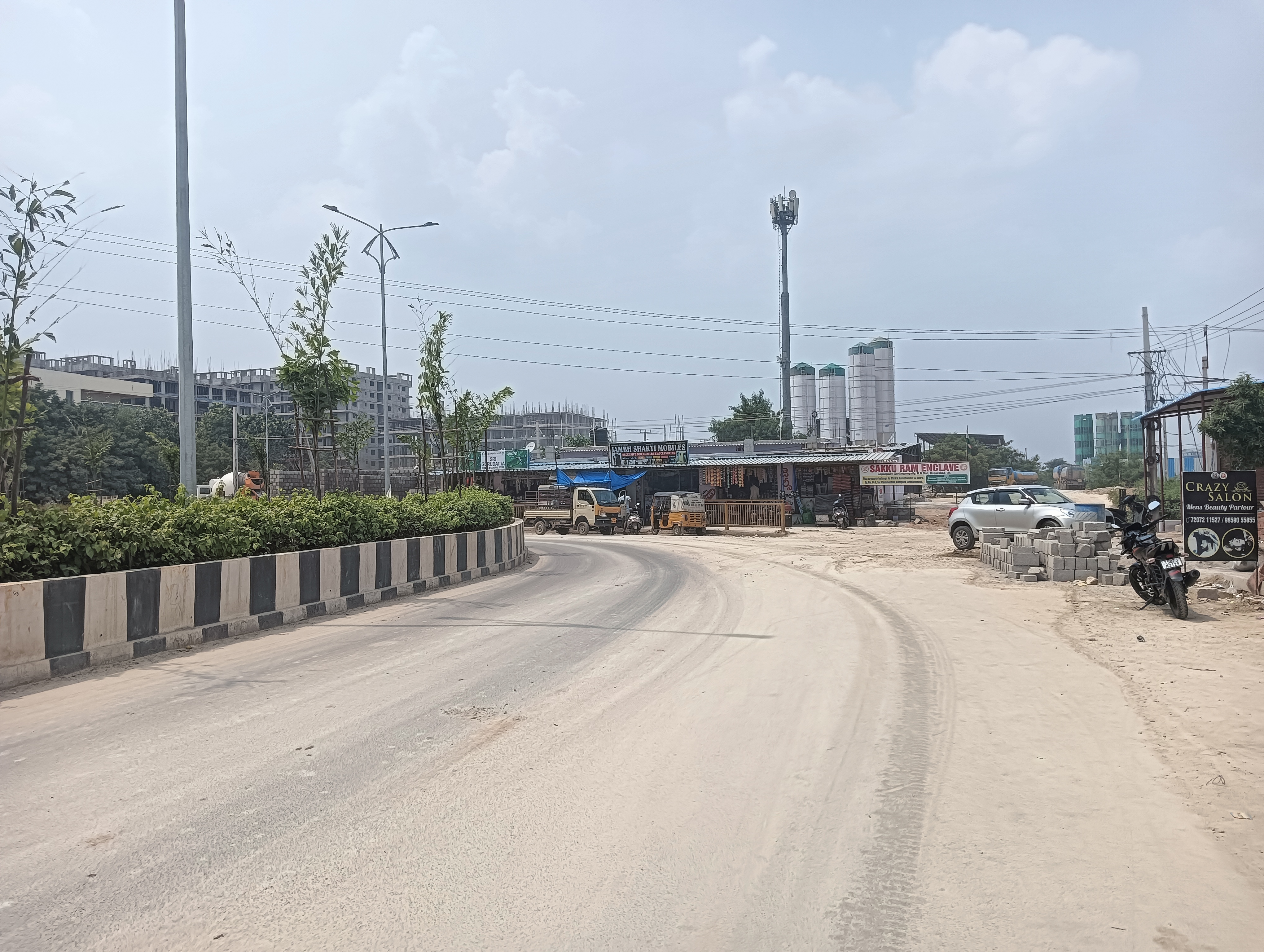 Plot For Sale in Hmr Groups 