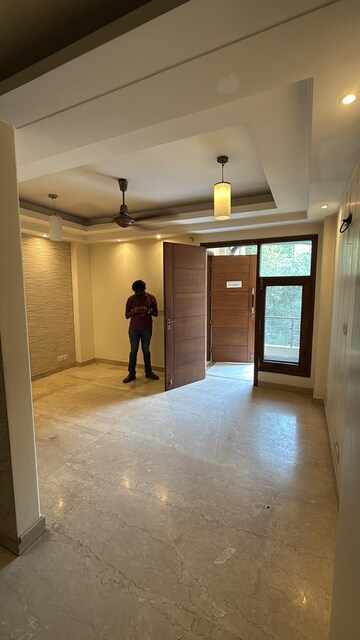 2 BHK Builder Floor For Rent in Kalkaji