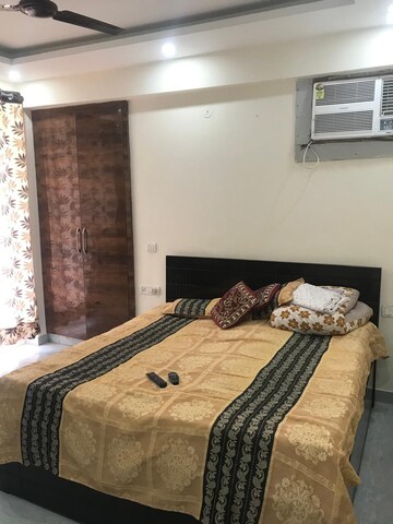 Bedroom in 3.5 BHK Builder Floor at The Grand, Sector 52 – for Rent