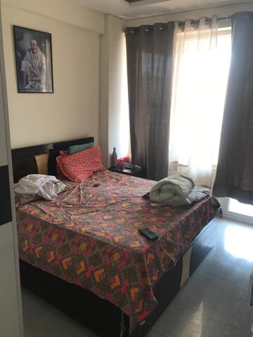 Bedroom in 3.5 BHK Builder Floor at The Grand, Sector 52 – for Rent