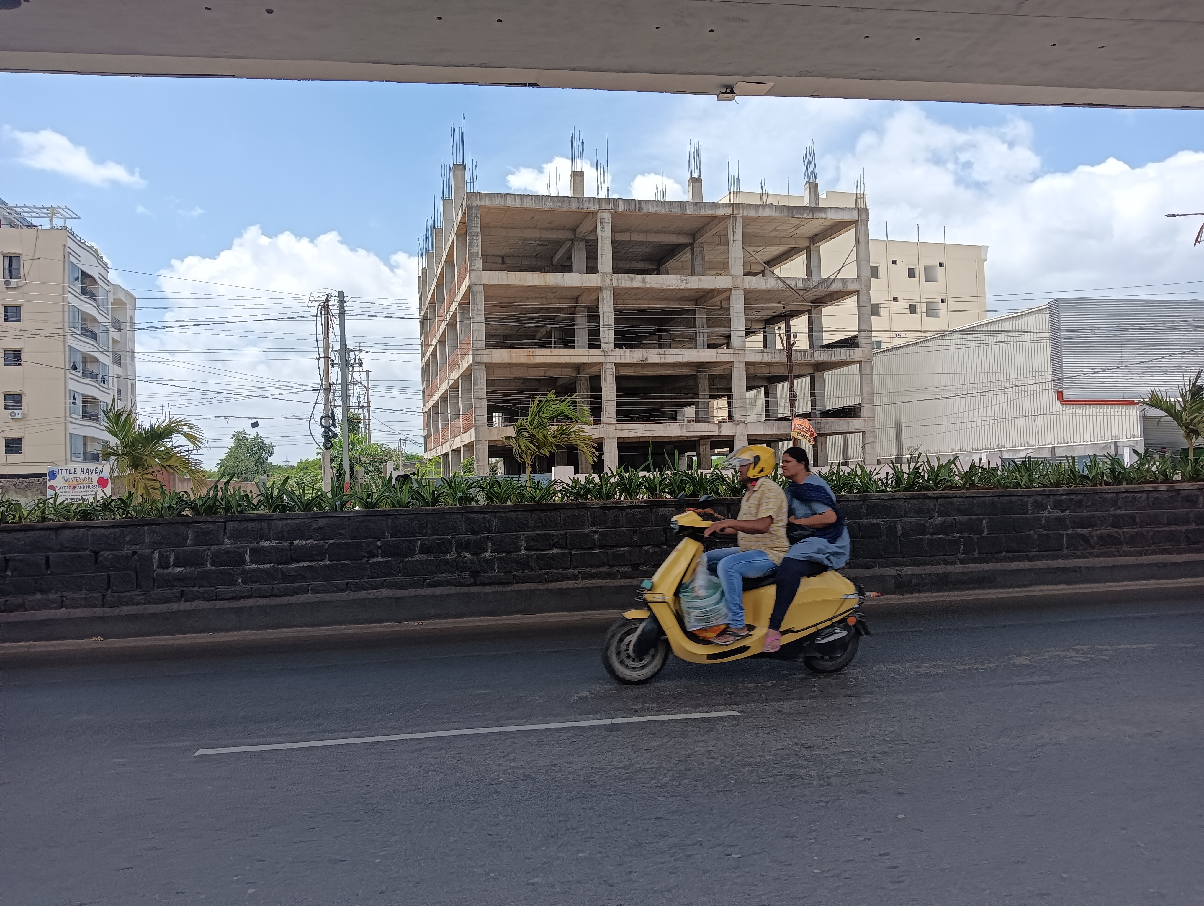 Plot For Sale in Commercial Shadnagar 