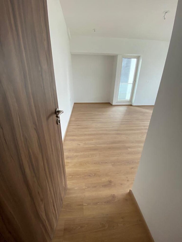 Room, sheth-avalon-phase-2 3 Bedroom 1350 Sq.Ft. Apartment In Laxmi Nagar Thane 8840145