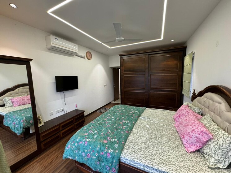 Bedroom, sayli-complex-prabhat-road 3 Bedroom 1600 Sq.Ft. Apartment In Prabhat Road Pune 8840156