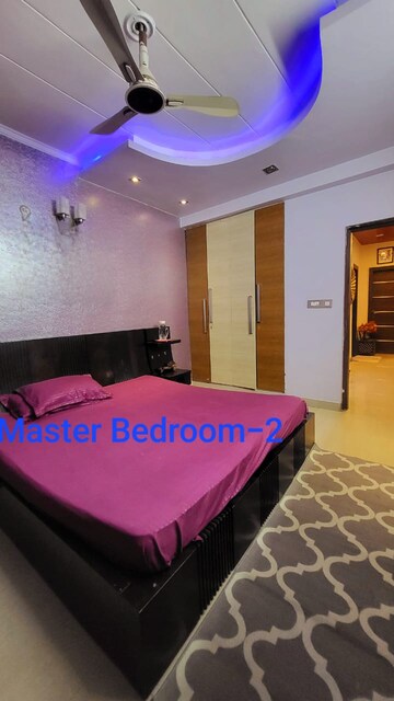 Bedroom in 3.5 BHK Builder Floor at Empire Floors, Sector 57 – for Rent