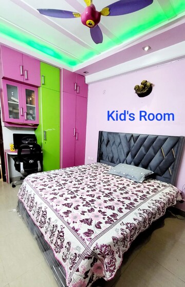 Bedroom in 3.5 BHK Builder Floor at Empire Floors, Sector 57 – for Rent
