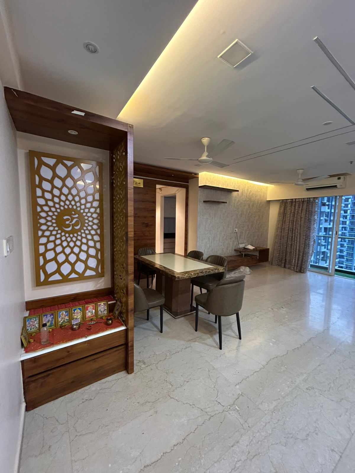 4 BHK + Pooja Room Apartment For Rent in One Hiranandani Park