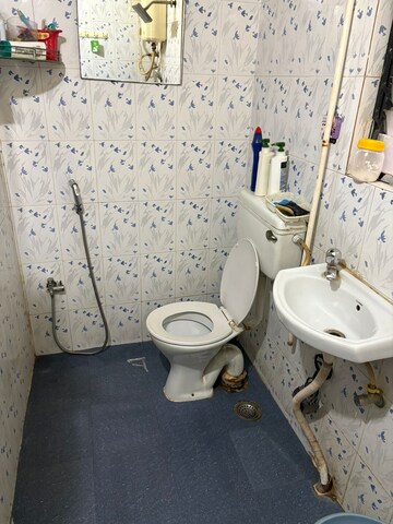 Attached Bathroom in 2 BHK Apartment at Vishalgad Apartment, Narayan Peth – for Rent