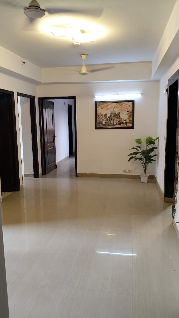 2 BHK Apartment For Sale in Supertech Cape Town