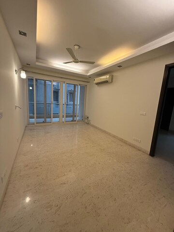 Room in 4 BHK Builder Floor at New Friends Colony – for Rent