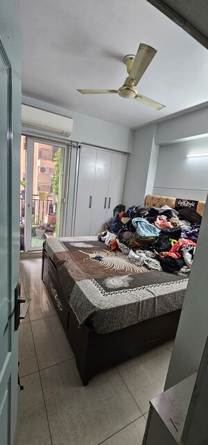 Bedroom in 2.5 BHK Apartment at Jm Orchid, Sector 76 – for Sale